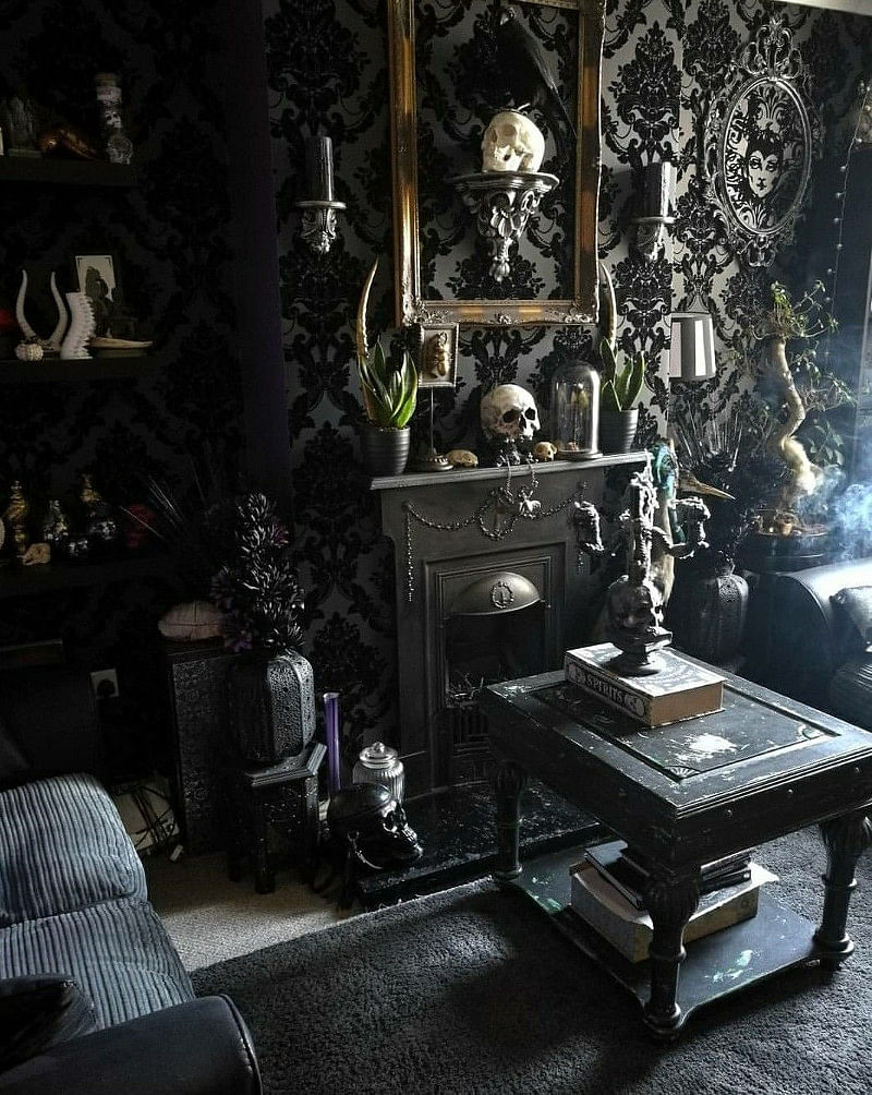 17 Delicious Gothic Living Room Ideas In 2021 Houszed It's a style that, when done properly, rises above trends and fads to create a timeless expression of a personal taste and carefree way of life. 17 delicious gothic living room ideas