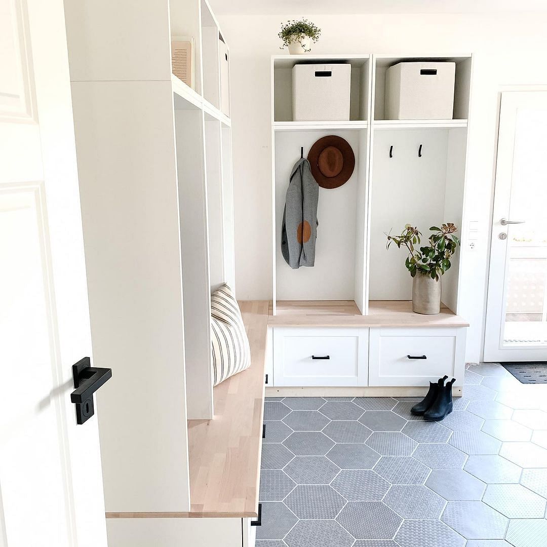 Mudroom storage deals cabinets ikea