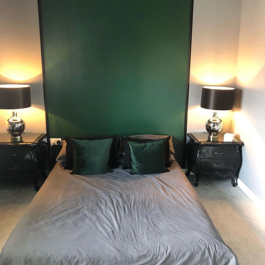 Dark green black on sale and white bedroom